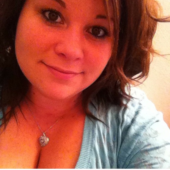 Meet your Posher, Brittany - Picture 1 of 1